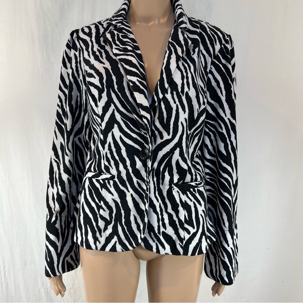 Bongo women’s semi Cropped Jacket. Sz XL. Black White w/ Blue partial lining